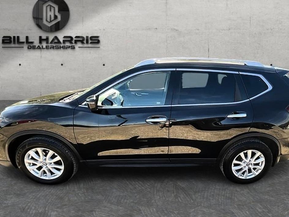 Used 2019 Black Nissan S image 9