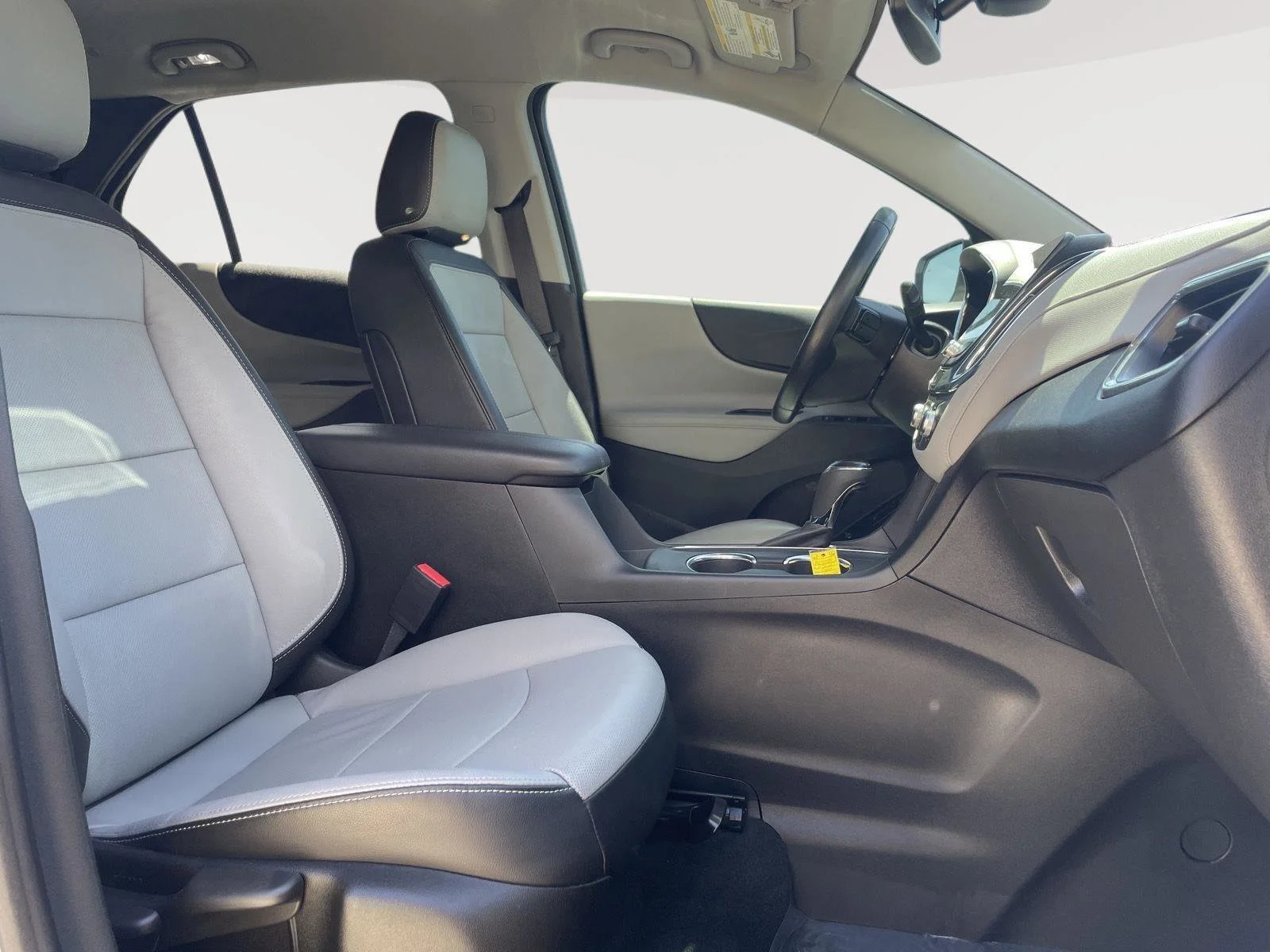 Used 2020 Summit White Chevrolet Premier image 4