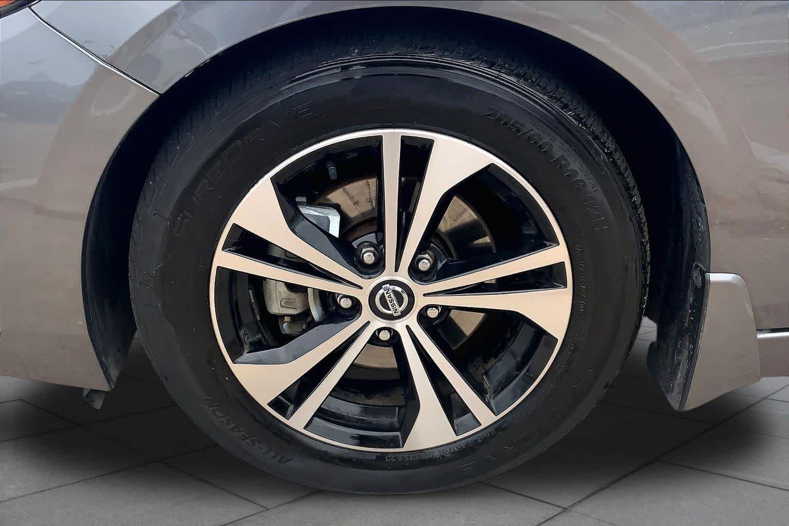 Used 2022 Gun Metallic Nissan SV image 11