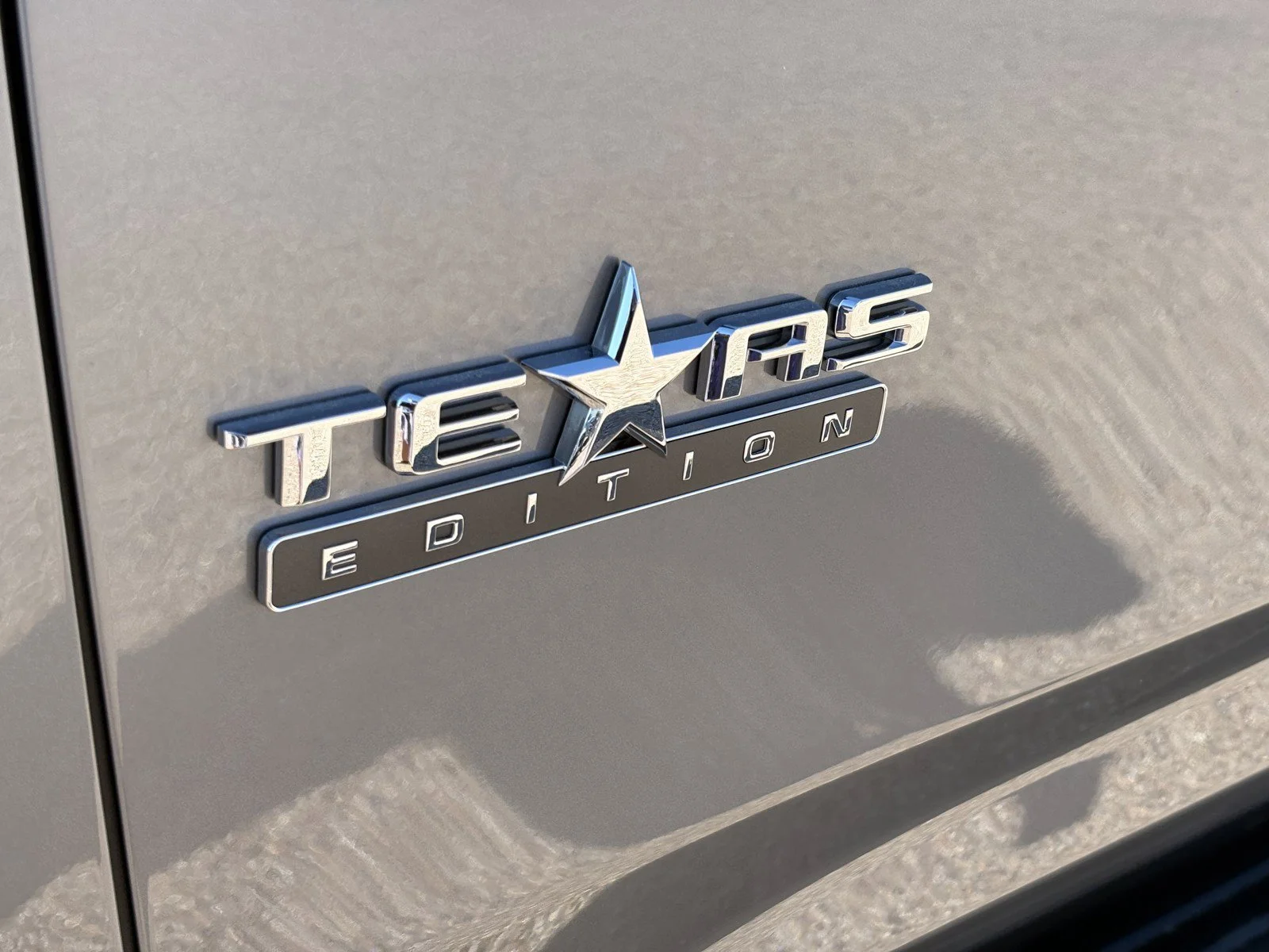 2027 Chevrolet Tahoe LT - Photo 11