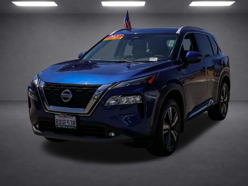 Used 2021 Blue Nissan SL image 6