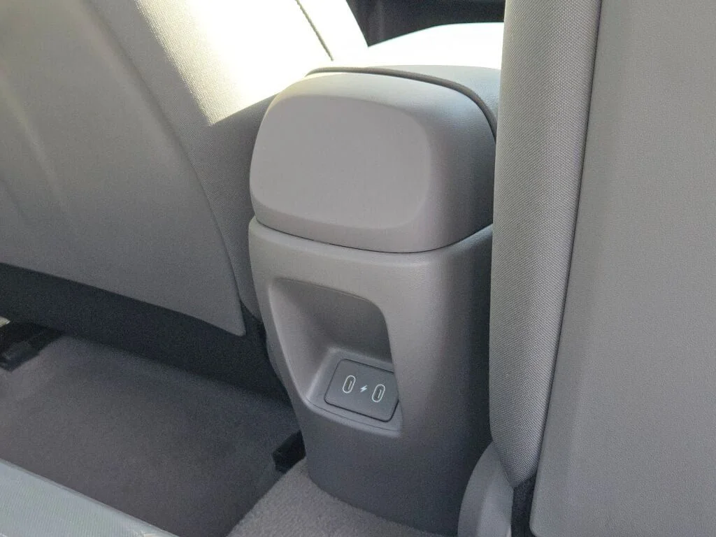Used 2025 Gray Hyundai SEL Sport image 10