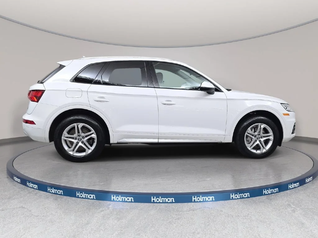 Used 2018  Audi 2.0T Premium image 5