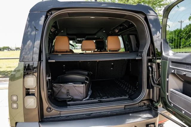 New 2026 Woolstone Green Land Rover X-Dynamic SE image 65