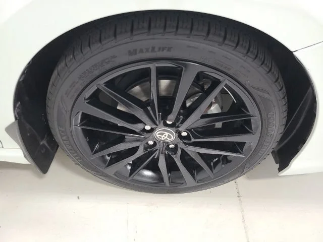 Certified Used 2022 Wind Chill Pearl/Midnight Black Metallic Toyota XSE V6 image 41