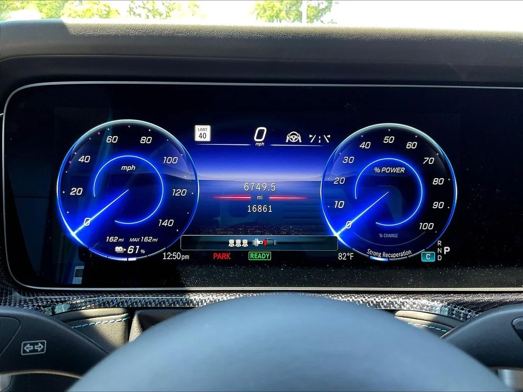 Used 2025  Mercedes-Benz G 580 image 13