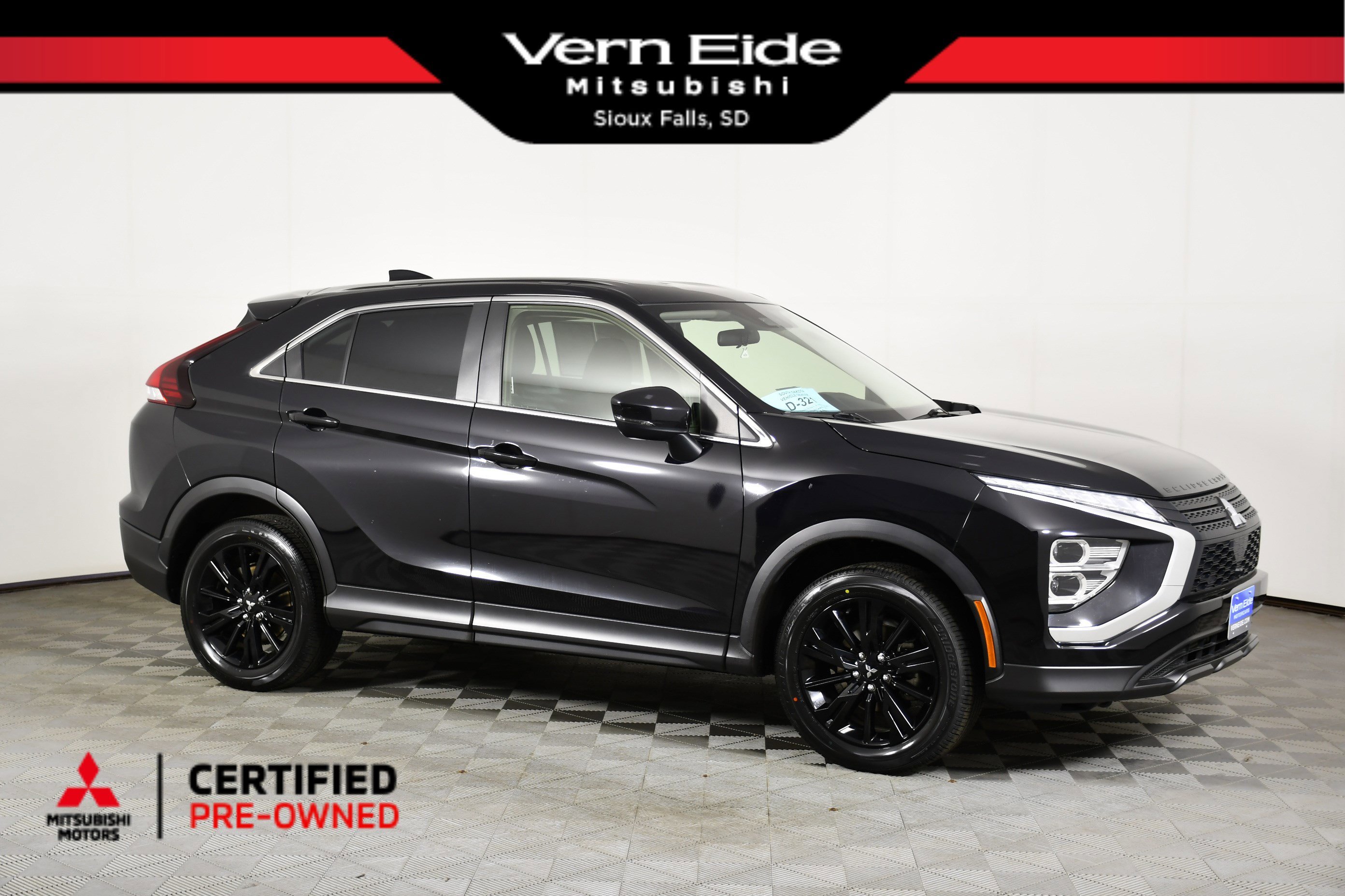 2023 Mitsubishi Eclipse Cross LE S-AWC's photo