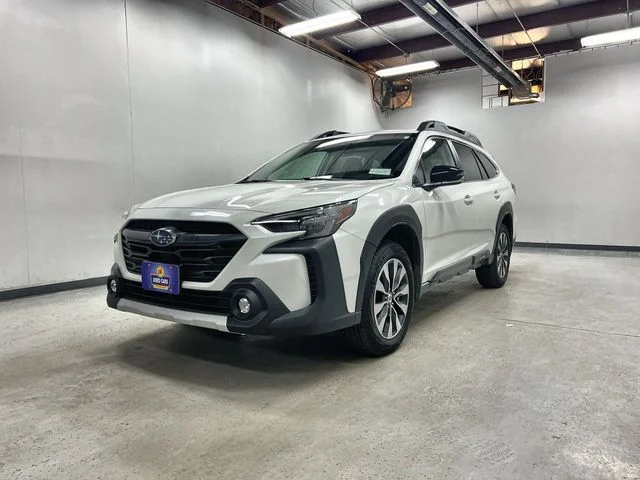 2025 Subaru Outback Limited's photo