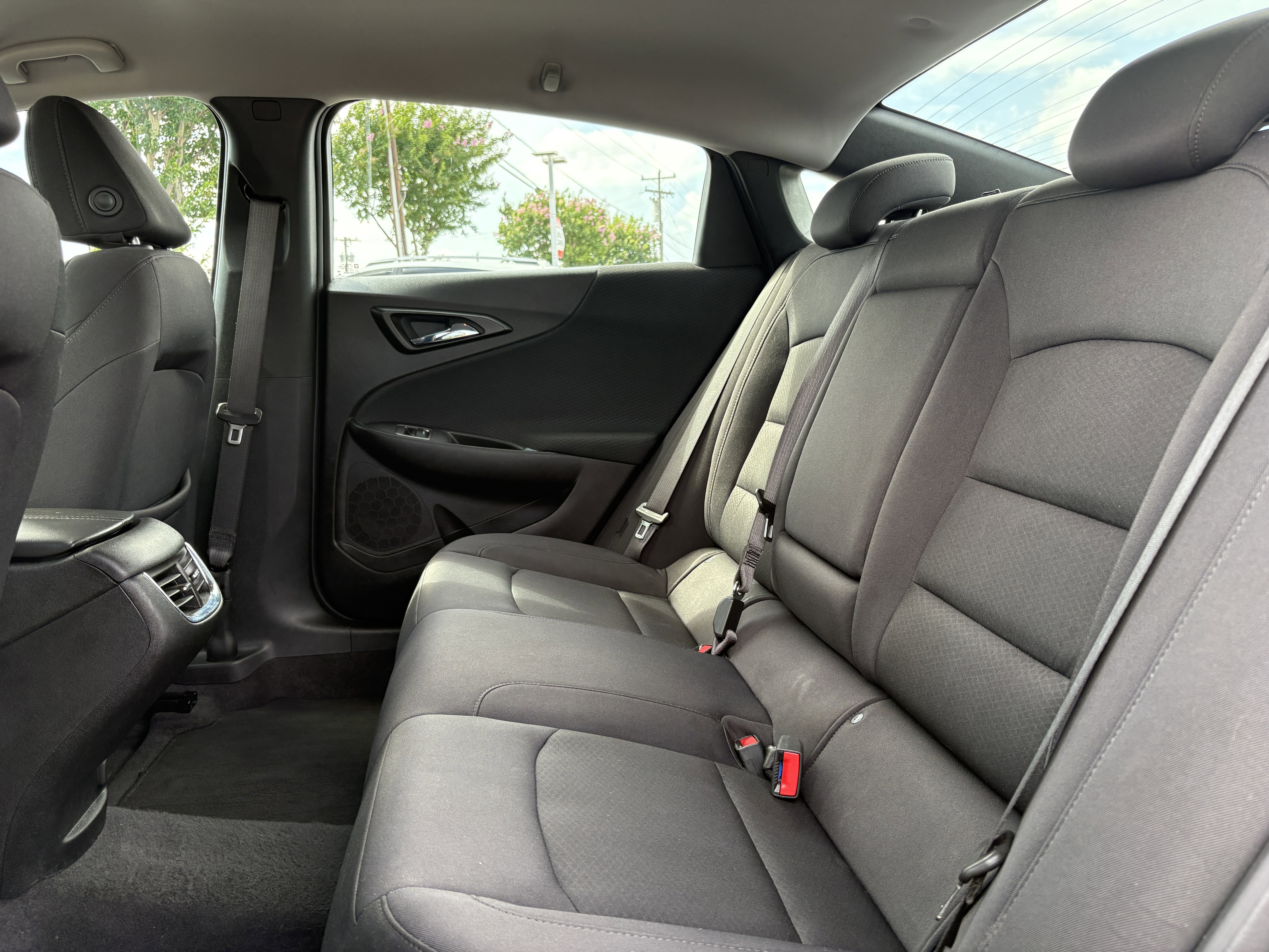 Used 2022 Dark Ash Metallic Chevrolet LT image 9