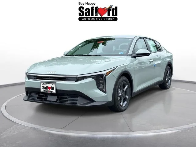 2026 Kia K4 LXS AT's photo