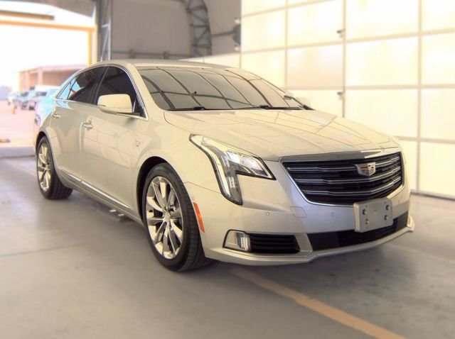 2019 Cadillac XTS Luxury FWD photo