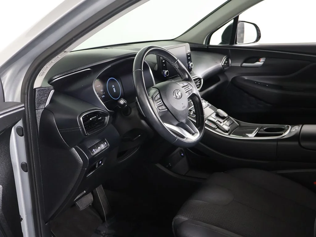 Used 2022 Silver Hyundai XRT image 22