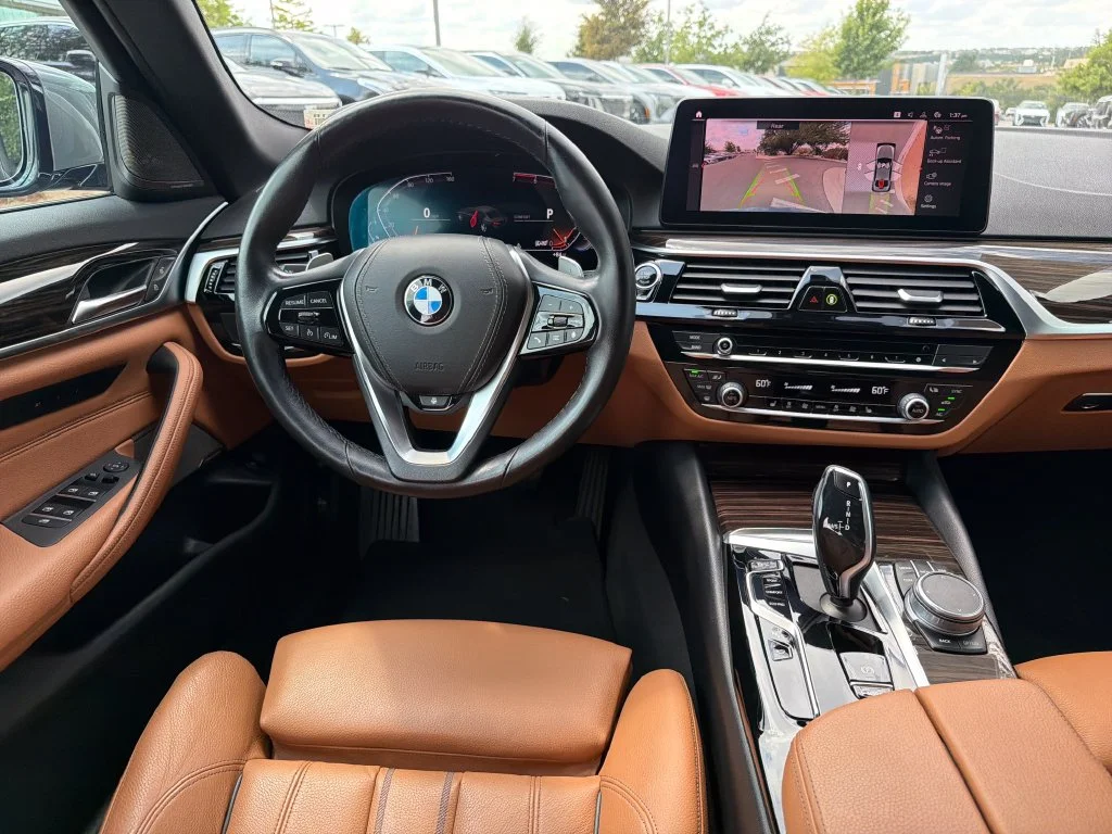Used 2021 Gray BMW 530i image 29