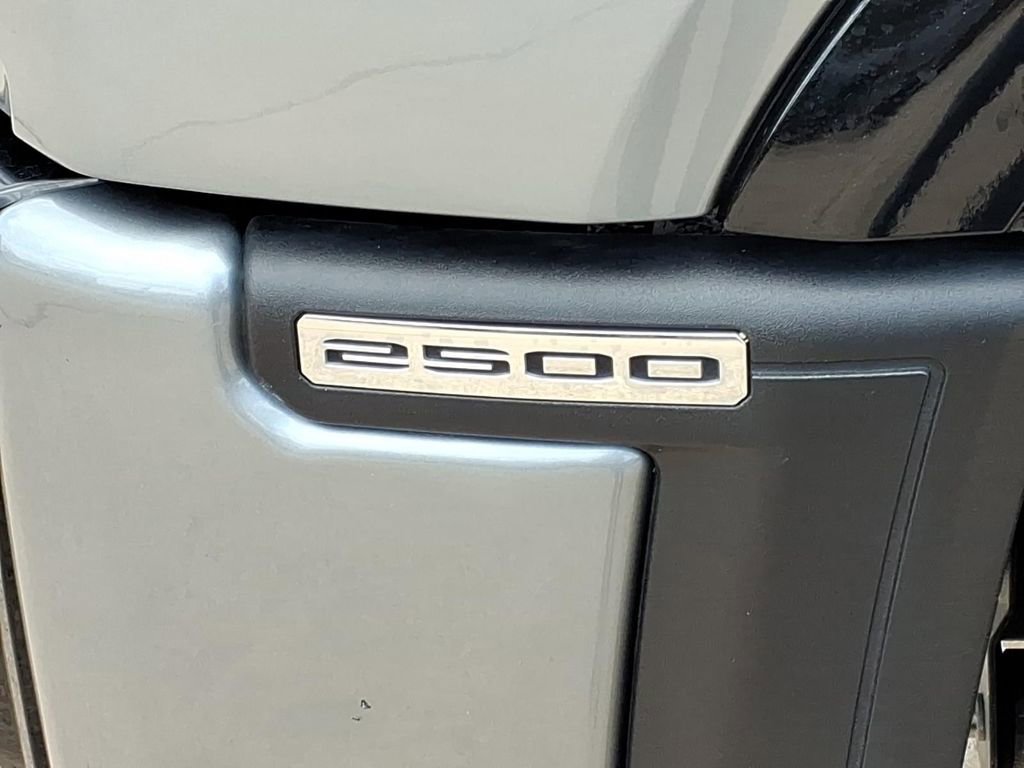 2024 GMC Sierra 2500HD Denali Ultimate - Photo 11