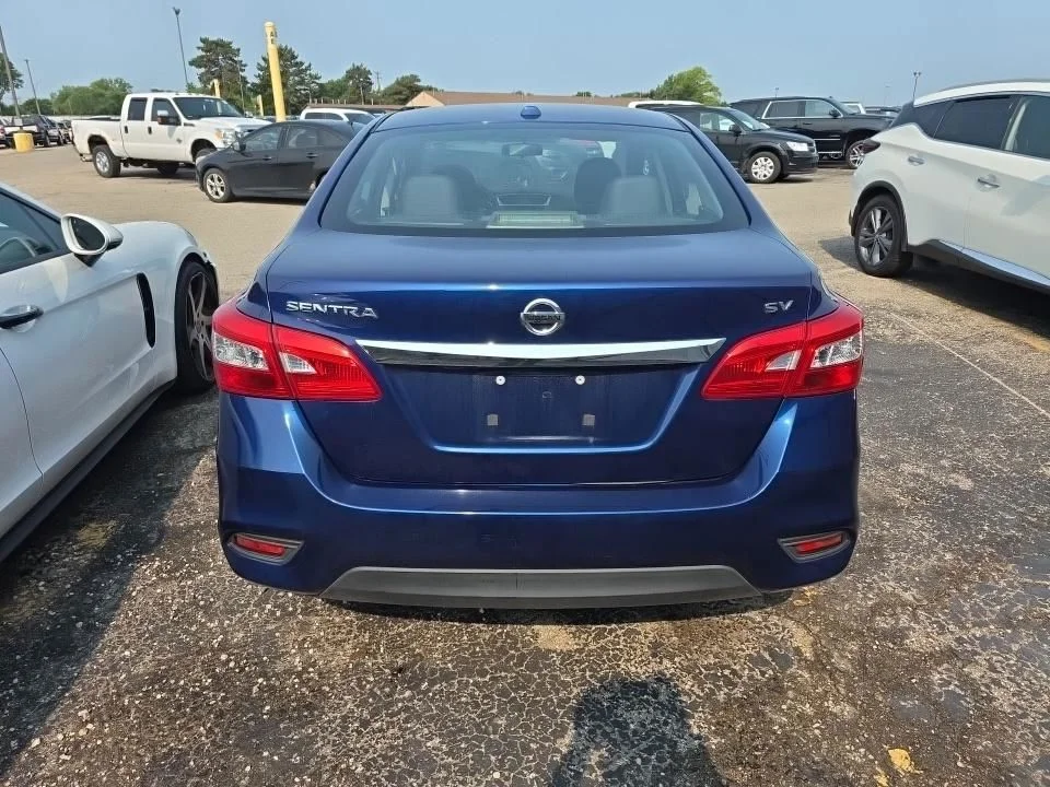 Used 2018 Blue Nissan SV image 4