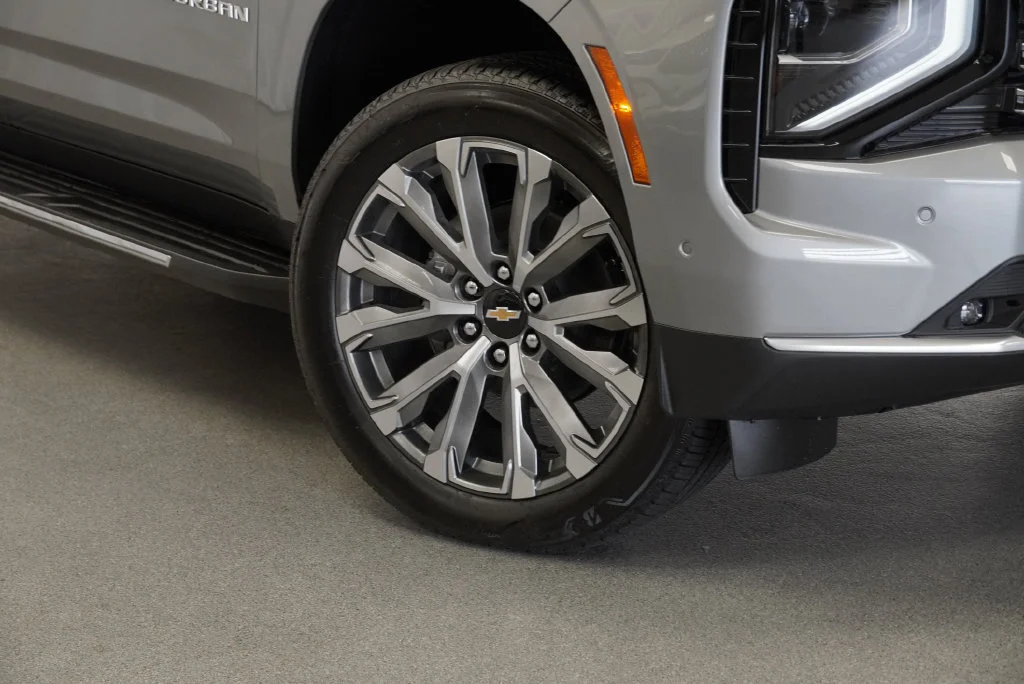 New 2026 Sterling Gray Metallic Chevrolet High Country image 9