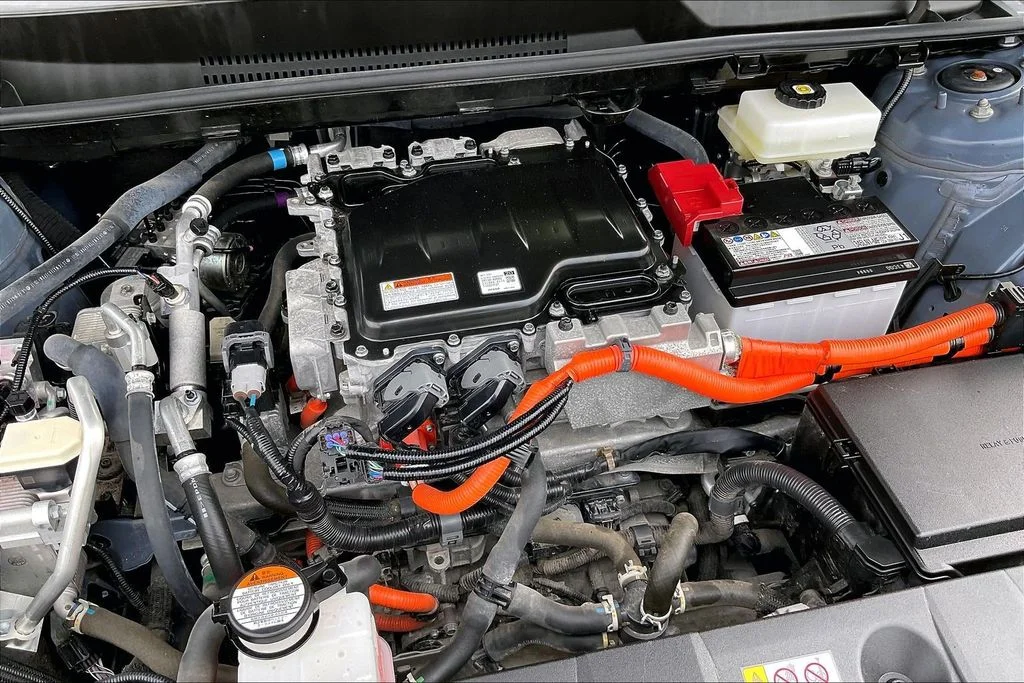Certified Used 2023 Gray Subaru Touring image 11