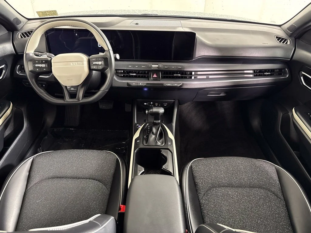 Used 2025 Gray Kia GT-Line image 13