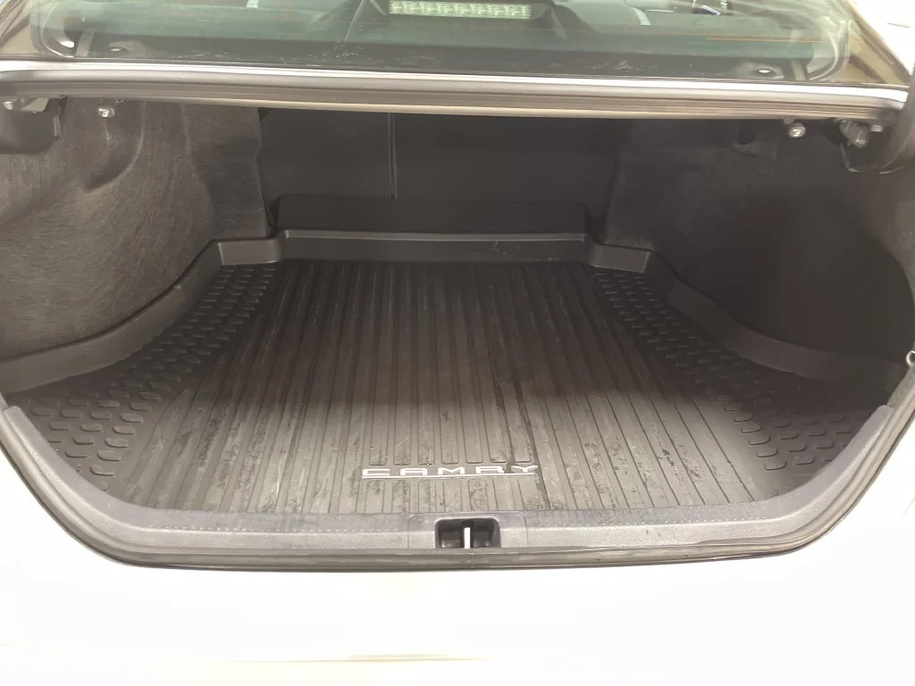 Certified Used 2024 Silver Toyota XLE image 27