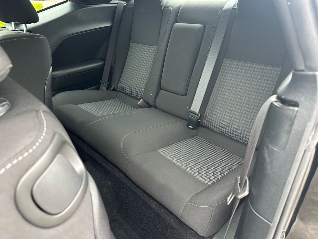 Used 2021 Pitch Black Clearcoat Dodge R/T image 13