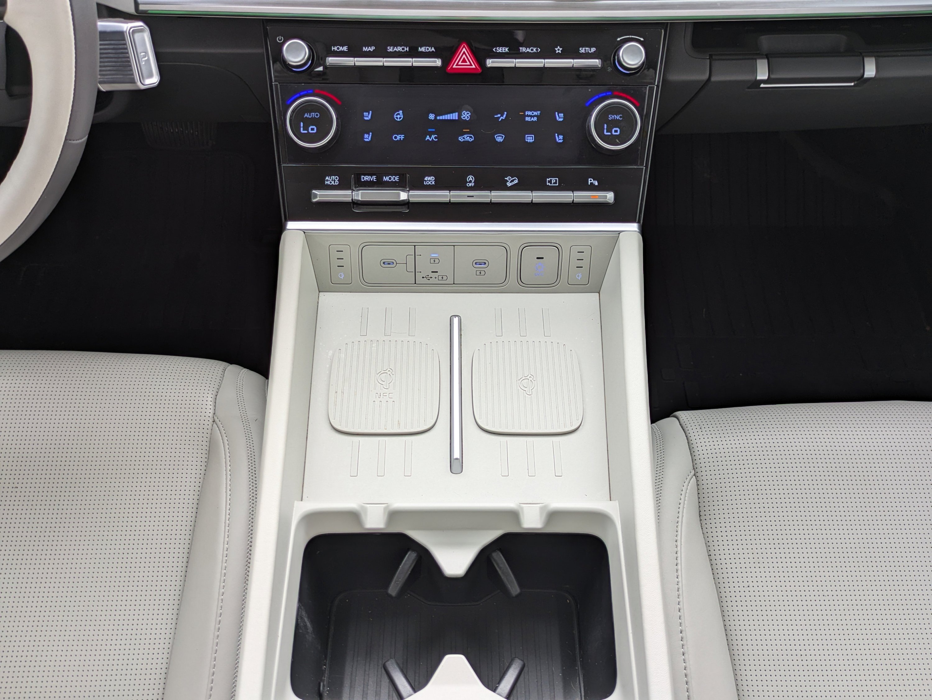 Used 2024 Rockwood Green Hyundai Calligraphy image 16