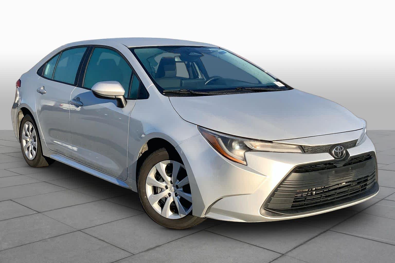 Used 2024 Classic Silver Metallic Toyota LE image 3