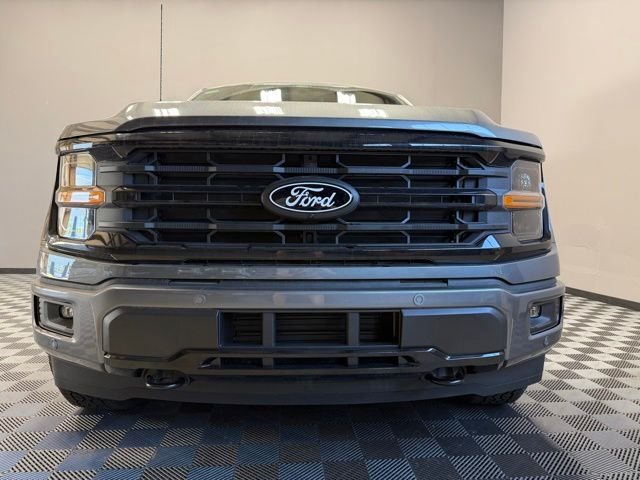 New 2026 Carbonized Gray Metallic Ford XLT image 3