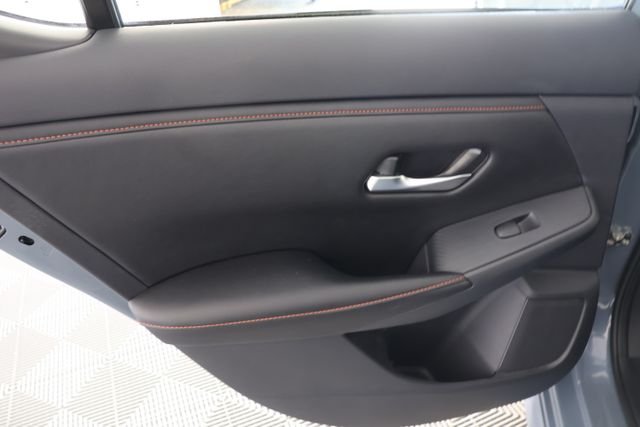 Used 2024 Gray Nissan SR image 27