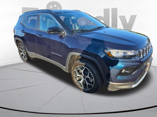 New 2026 Fathom Blue Pearl-Coat Exterior Paint Jeep Limited image 3