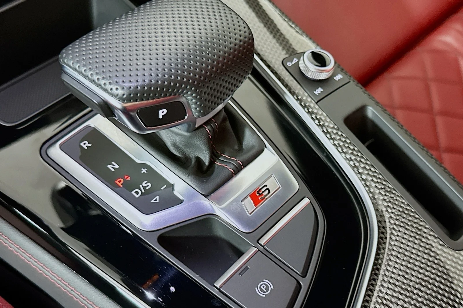 Used 2024 Chronos Gray Metallic Audi Premium Plus image 7