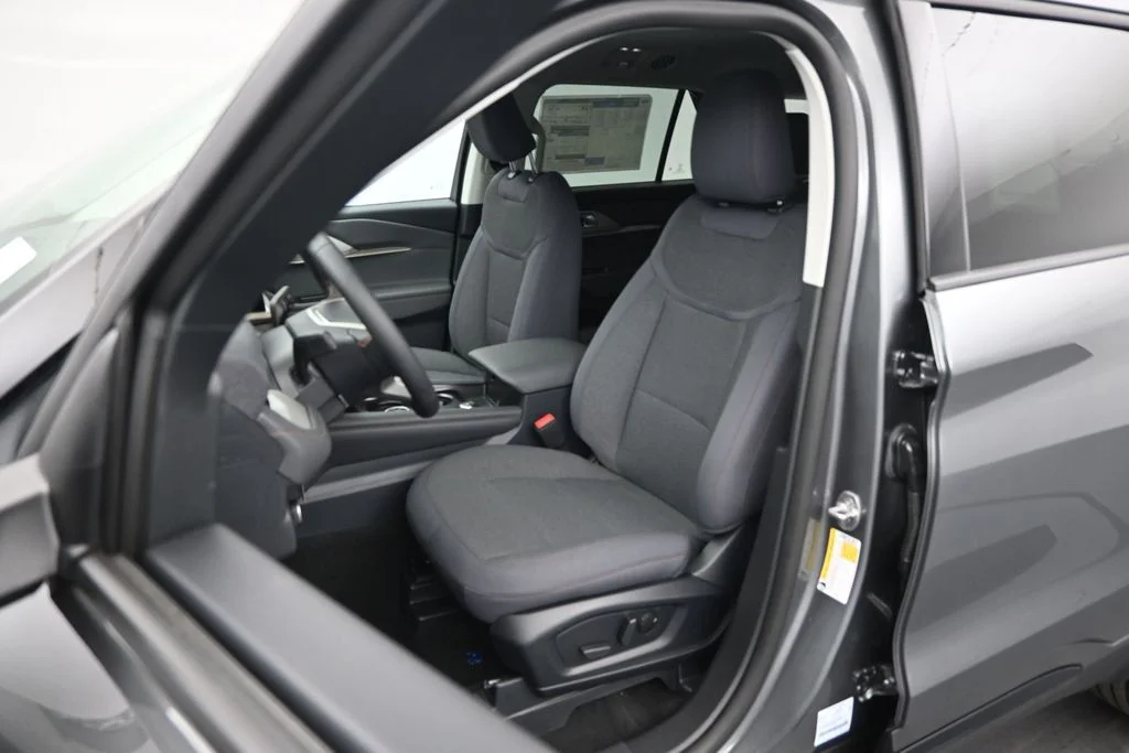 New 2026 Gray Ford Active image 8