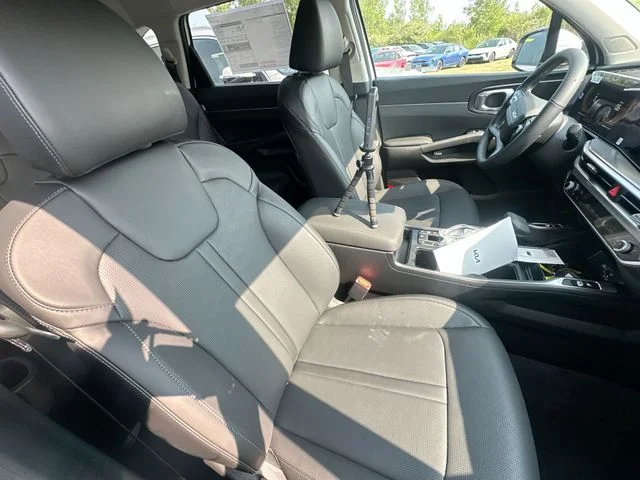 New 2026 Glacial White Pearl Kia S image 26