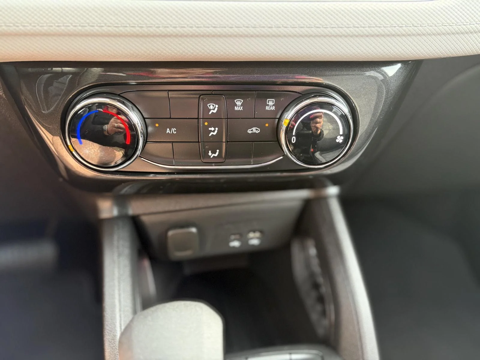 Used 2025 Marina Blue Metallic Chevrolet LT image 25