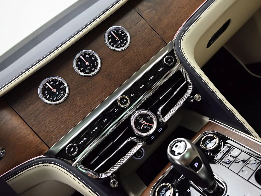 New 2026 Dark Sapphire Bentley  image 24