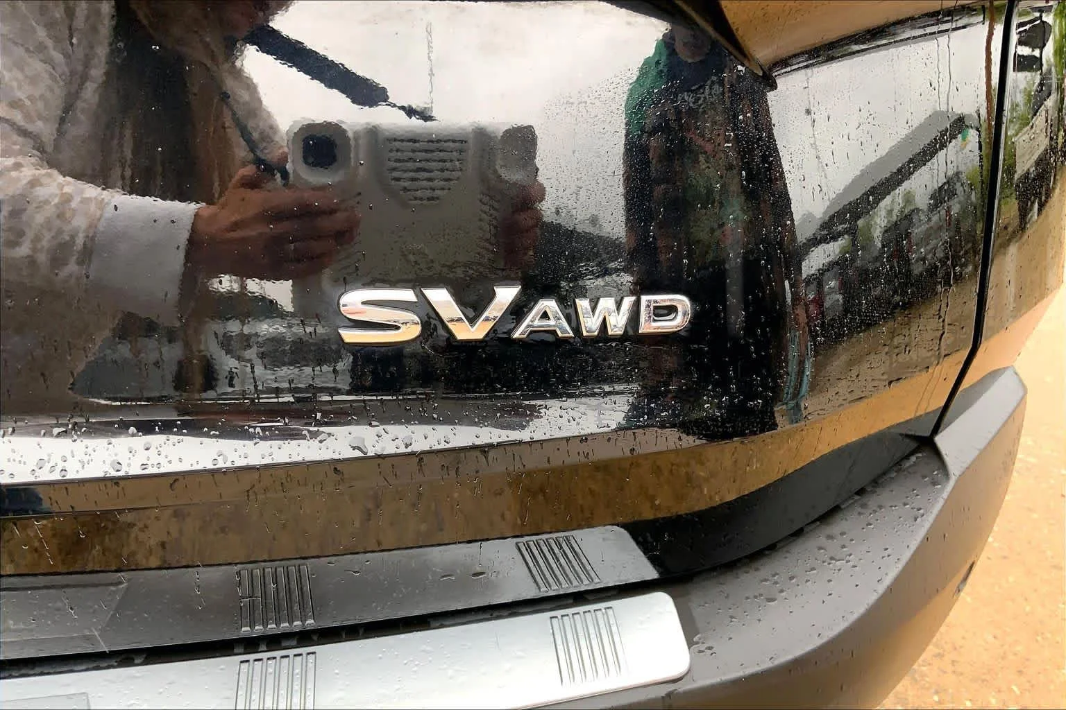 Used 2022 Super Black Nissan SV image 29
