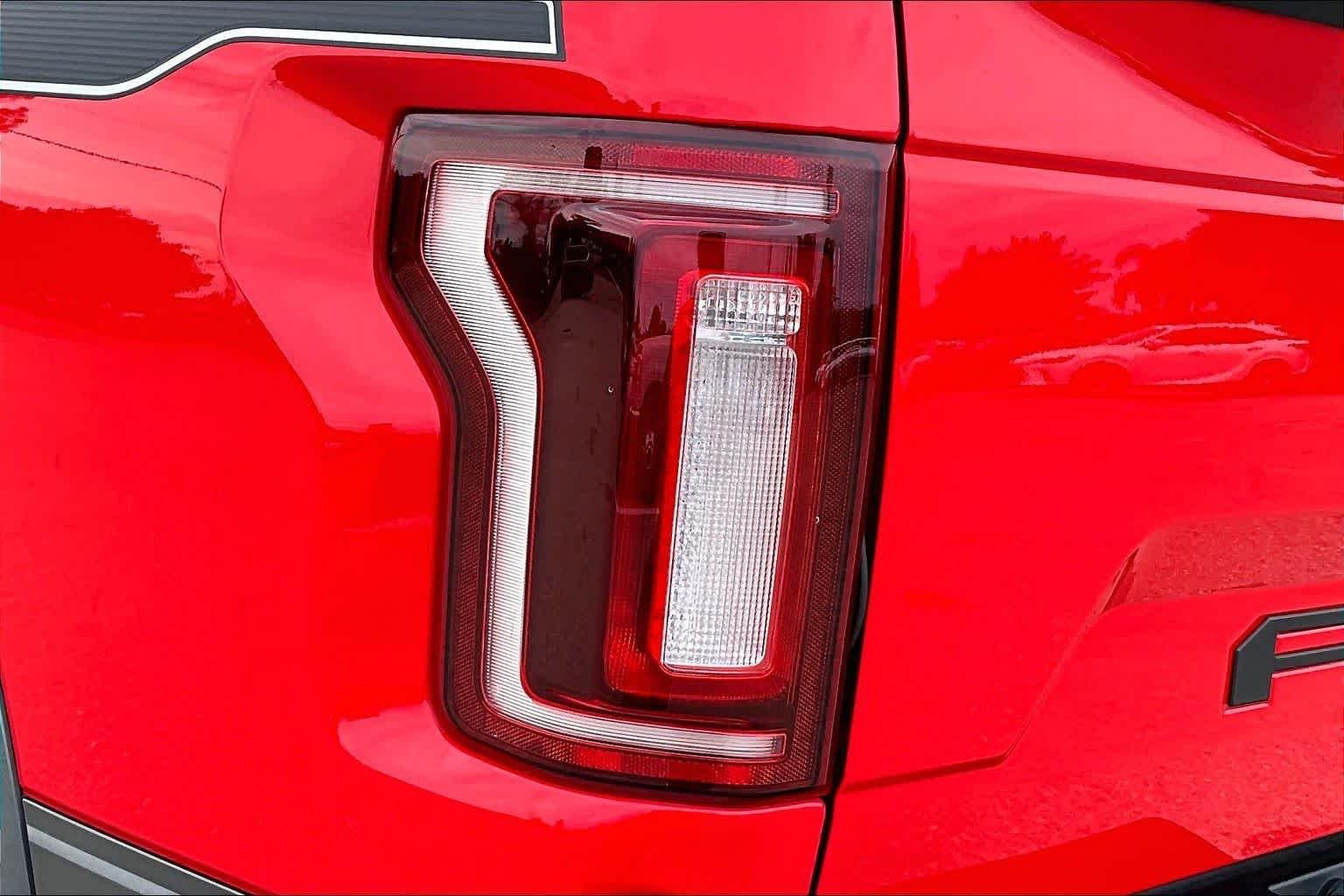 Used 2019 Race Red Ford Raptor image 29