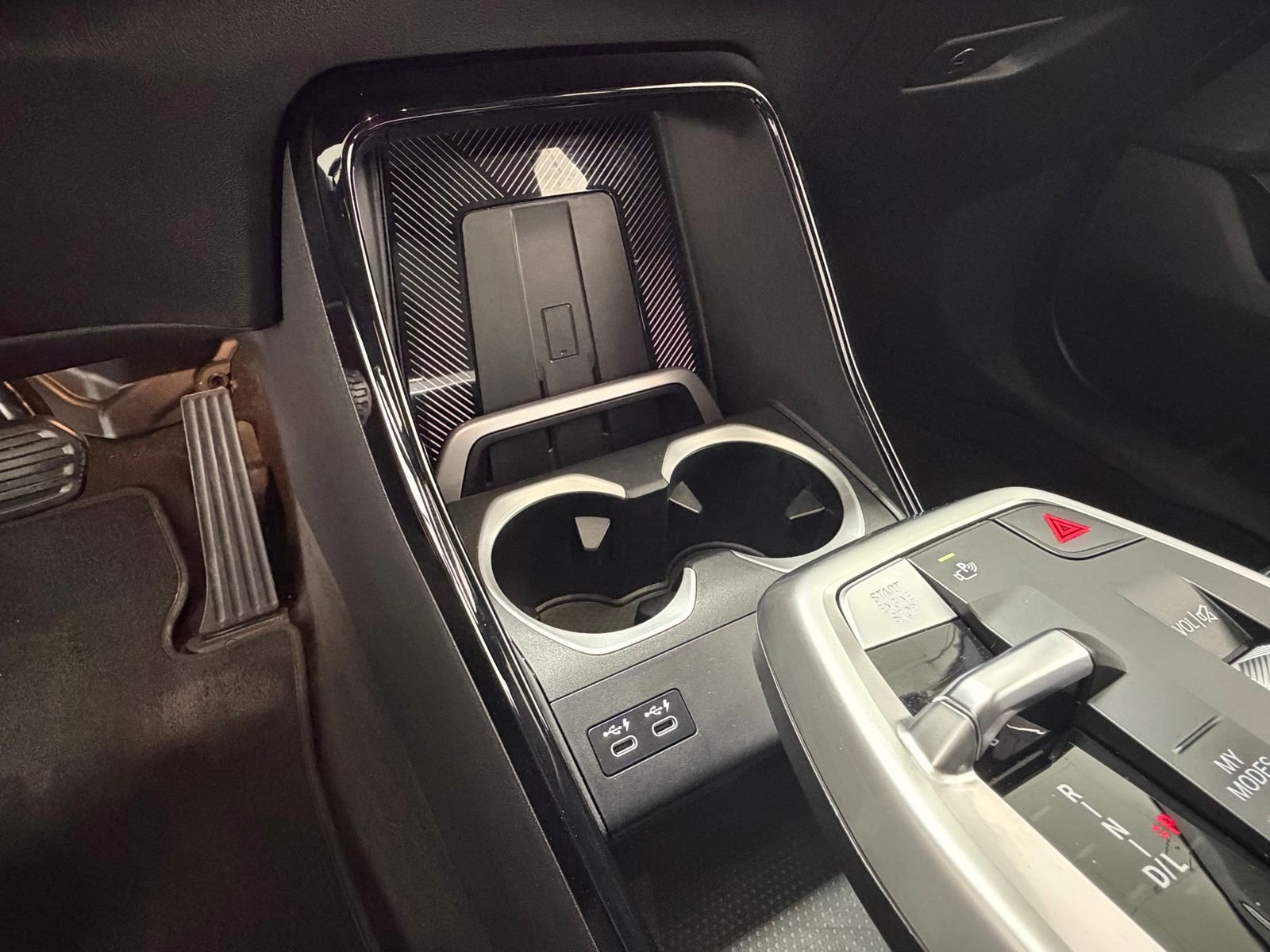 Used 2023 Black Sapphire Metallic BMW xDrive28i image 20