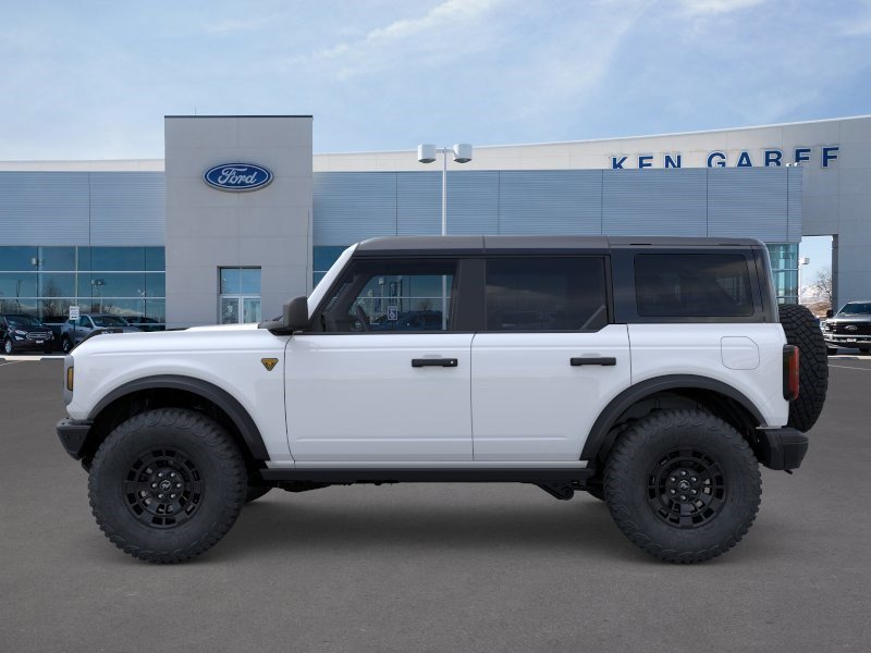 New 2026 Oxford White Ford Badlands image 3