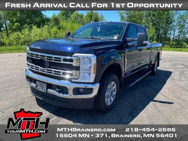 Certified Used 2024 Blue Ford XLT image 4