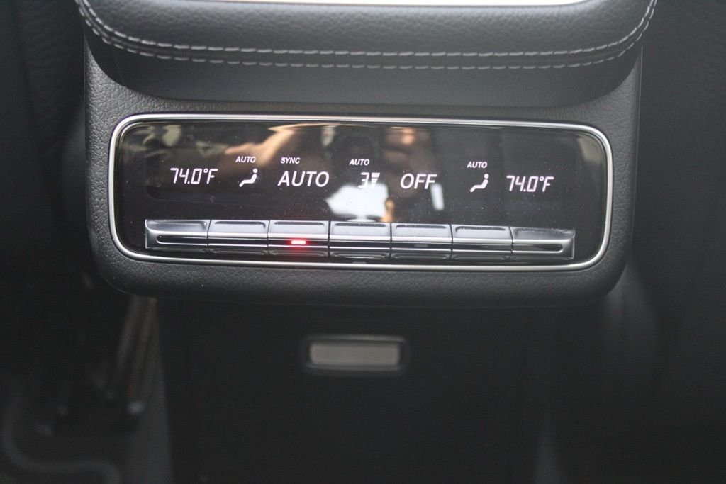Certified Used 2025  Mercedes-Benz GLS 580 image 38