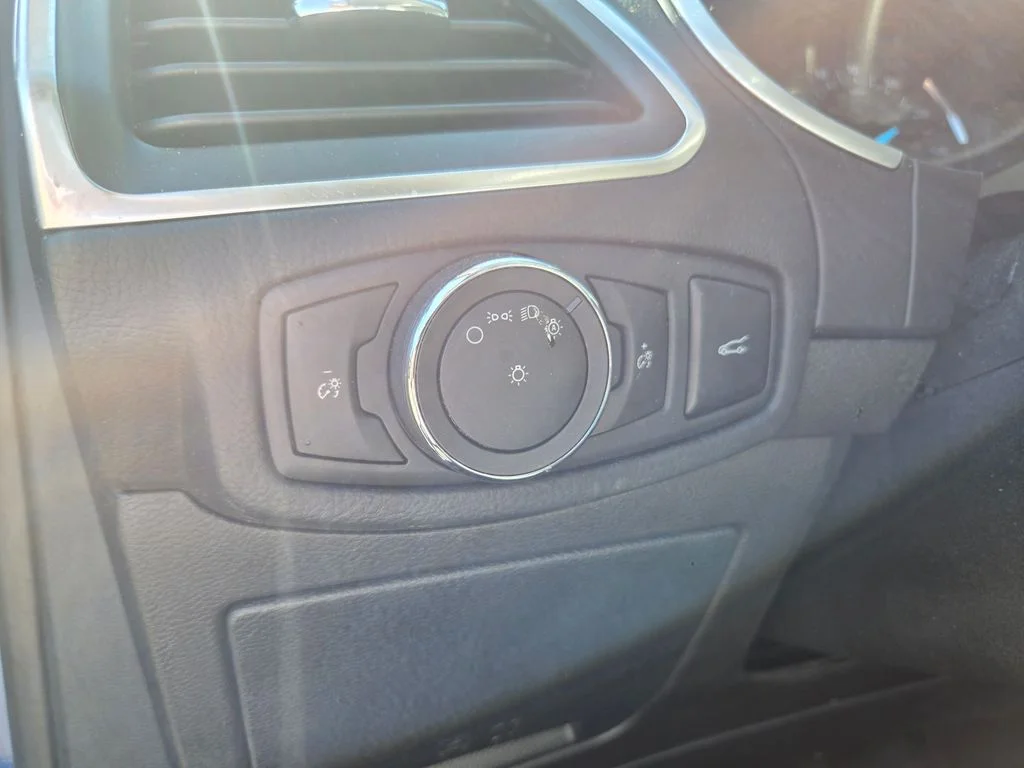 Used 2017 Blue Ford Titanium image 14