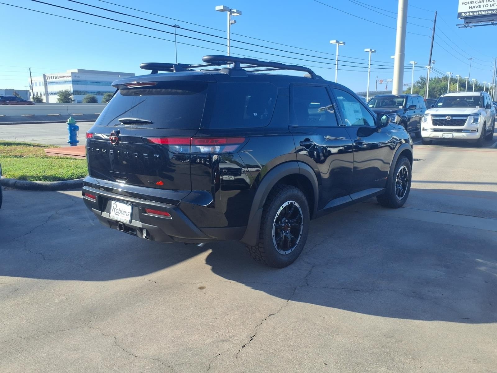 2026 Nissan Pathfinder Rock Creek® Black at Robbins Nissan