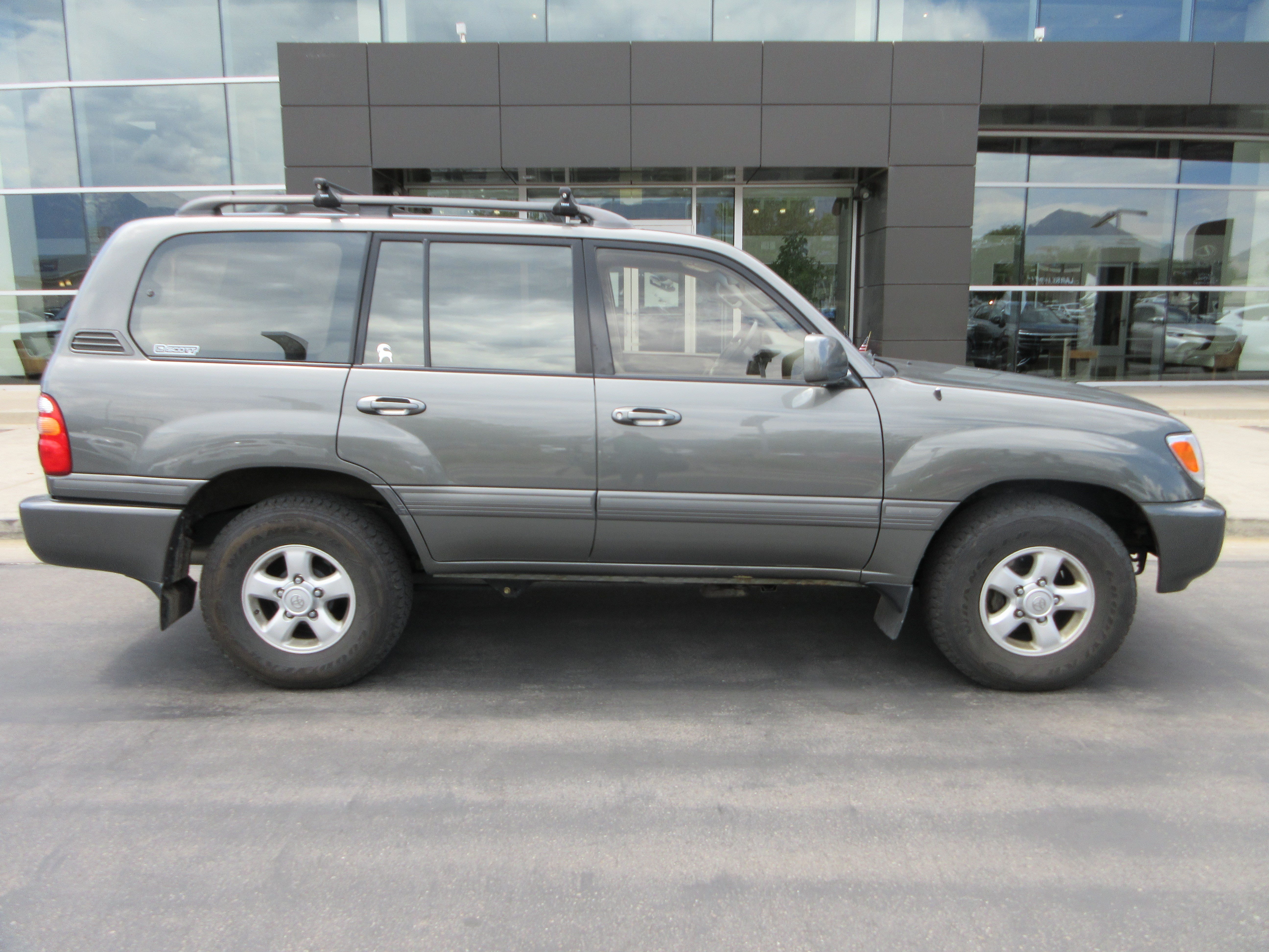 Used 2000 River Rock Green Metallic Toyota Base image 11