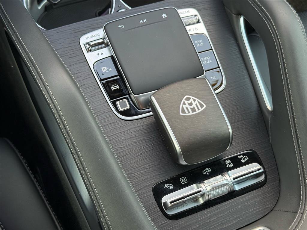 Certified Used 2025 Cirrus Silver (Upper) / Obsidian Black Metallic (Lower) Mercedes-Benz Maybach GLS 600 image 27