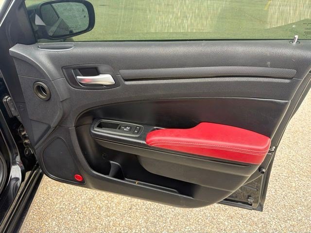 Used 2013 Phantom Black Tri-Coat Pearl Chrysler 300S image 19