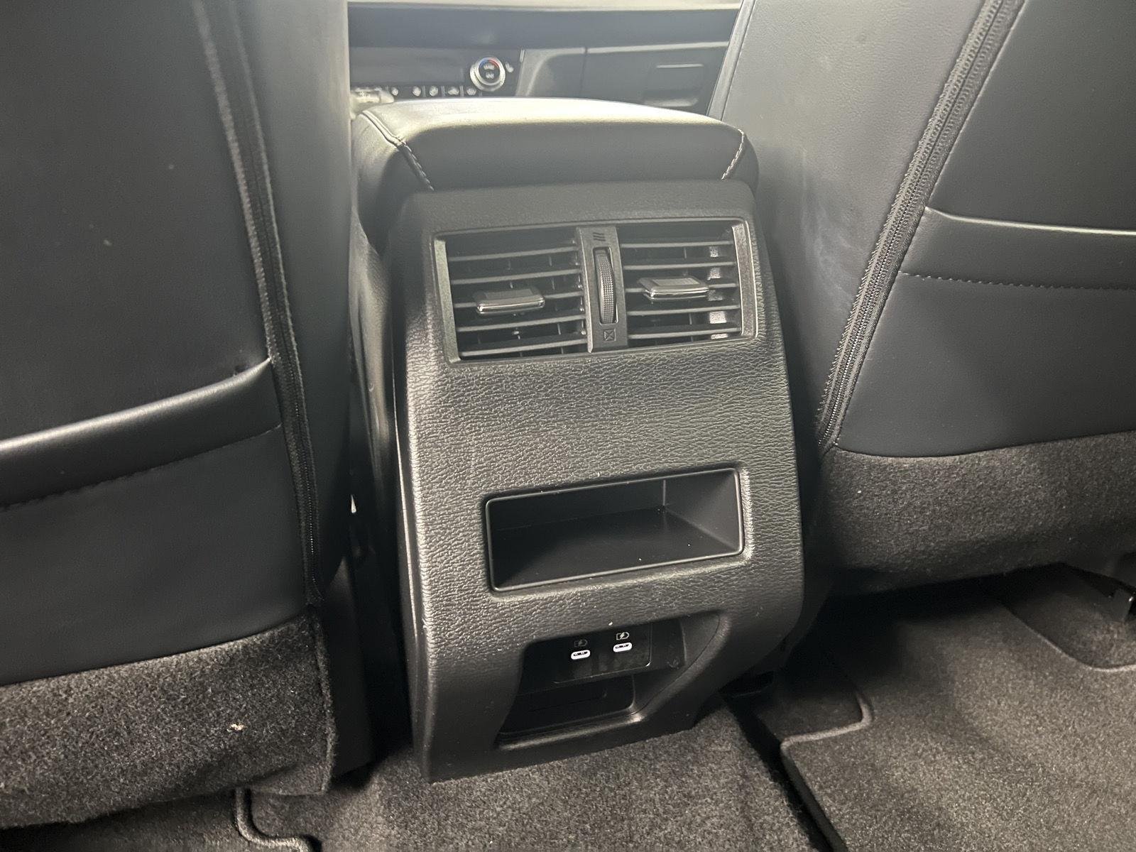 2025 Mitsubishi Outlander SE - Photo 26