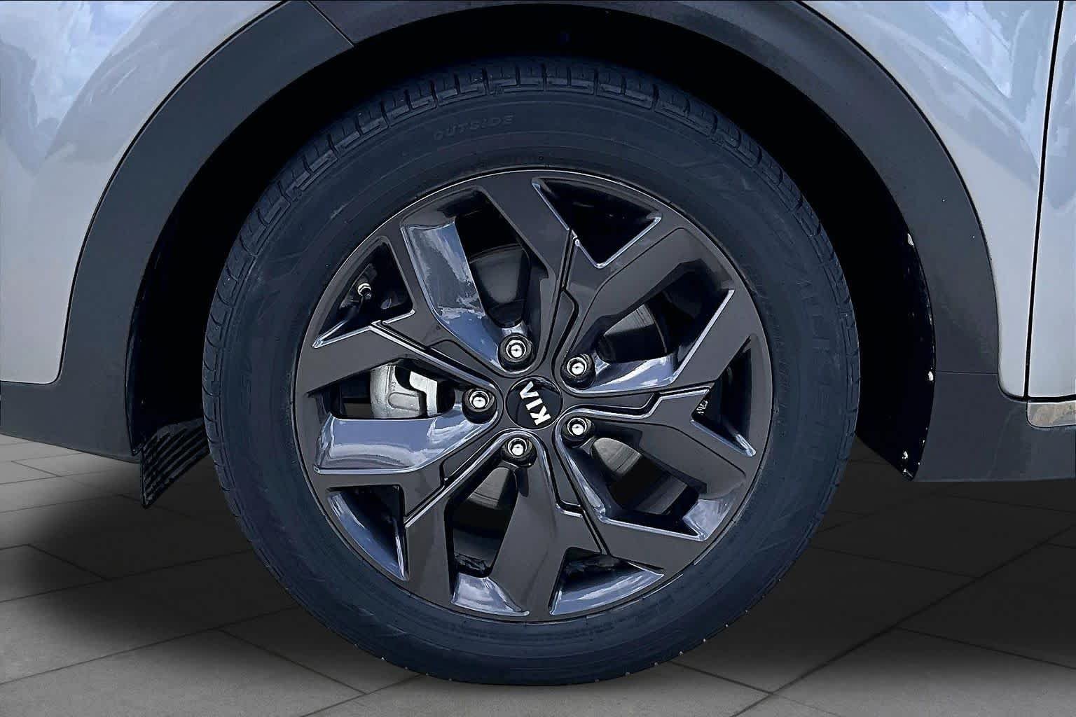 Used 2021 Steel Gray Kia S image 10