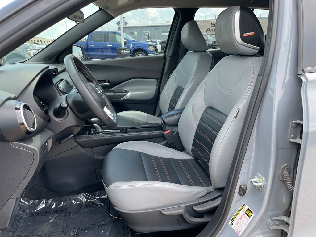 Used 2024 Gray Nissan SR image 7