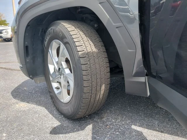Certified Used 2022 Gray Hyundai SE image 33