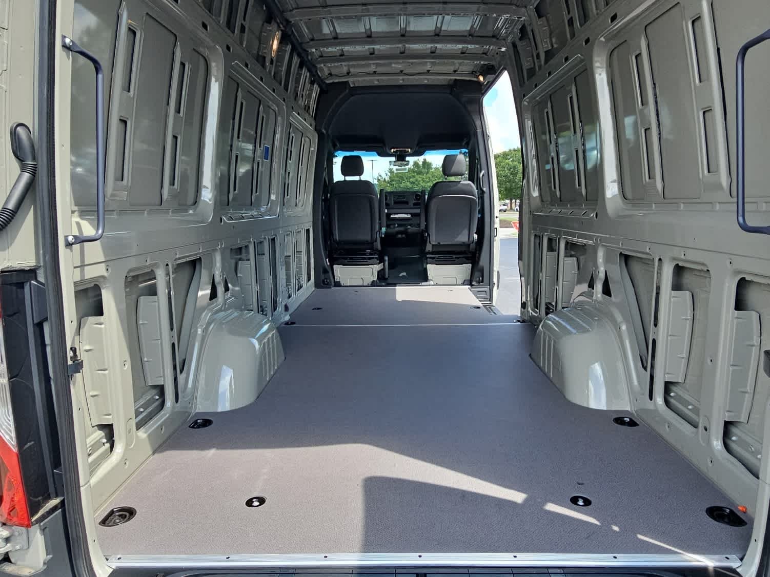 2025 Mercedes-Benz Sprinter Cargo Van Base - Photo 8